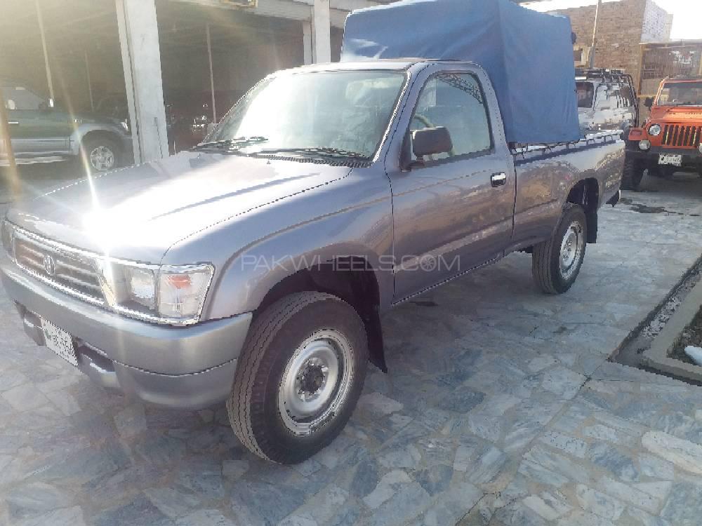 Toyota Hilux 2000 for Sale in Peshawar Toyota Hilux 2000 for Sale in Peshawar Image-11
