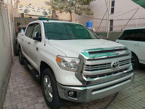Toyota Tundra Cars For In Stan Pakwheels Toyota Tundra 5 7i 2017 For In La