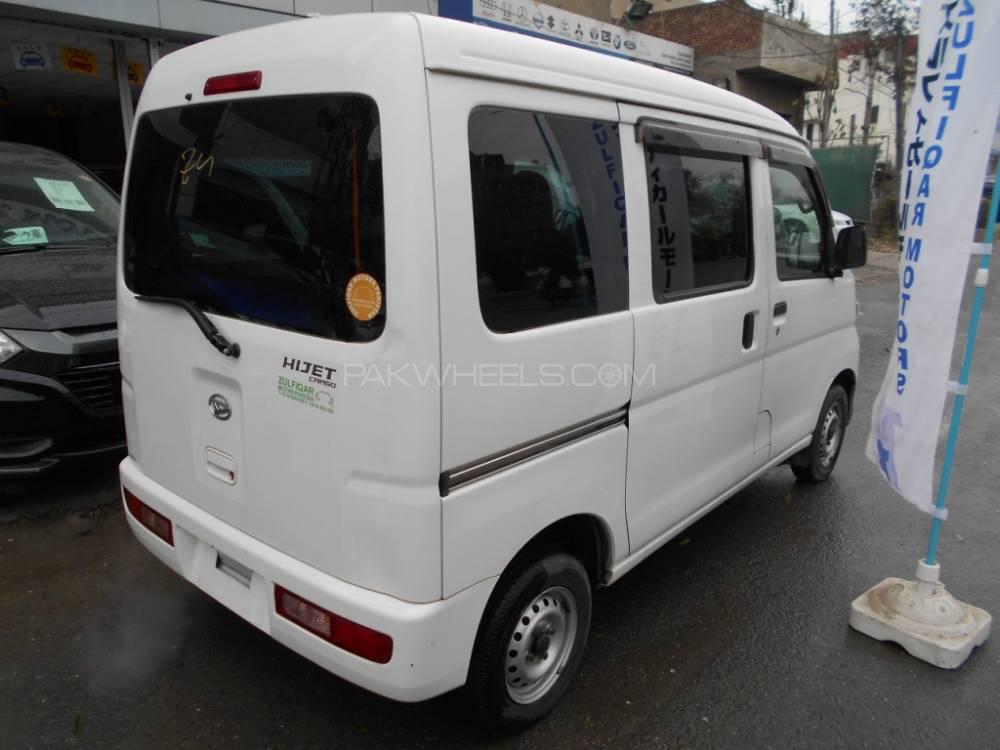 ڈائیہاتسو ہائی جیٹ 2013 for Sale in لاہور ڈائیہاتسو ہائی جیٹ 2013 for Sale in لاہور Image-4
