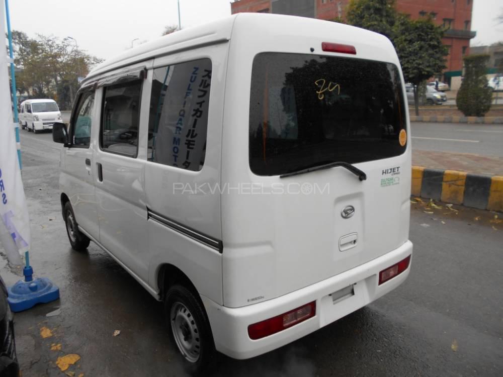 ڈائیہاتسو ہائی جیٹ 2013 for Sale in لاہور ڈائیہاتسو ہائی جیٹ 2013 for Sale in لاہور Image-5