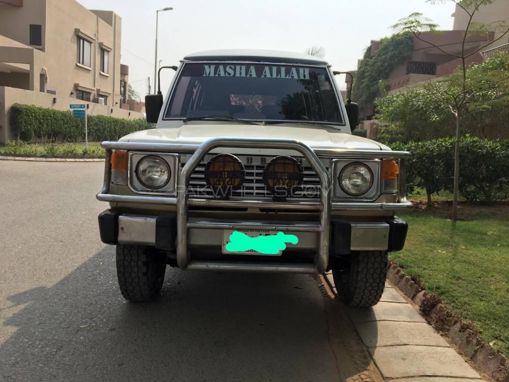 Mitsubishi Pajero 1990 for Sale in Karachi Image-1