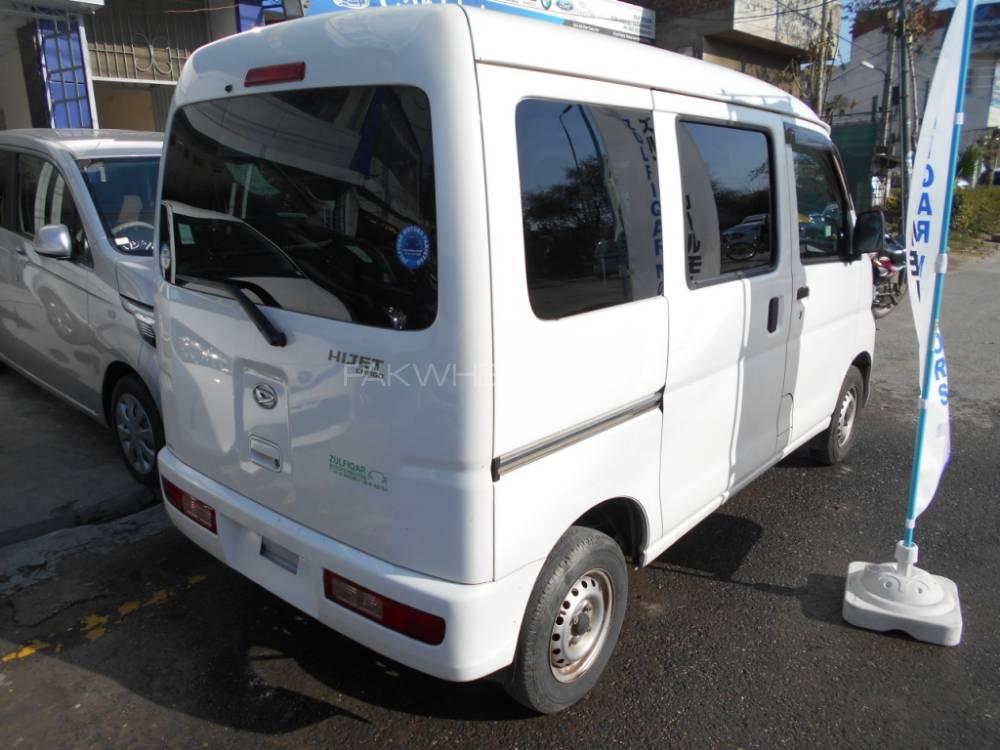 Daihatsu Hijet 2014 for Sale in Lahore Daihatsu Hijet 2014 for Sale in Lahore Image-5