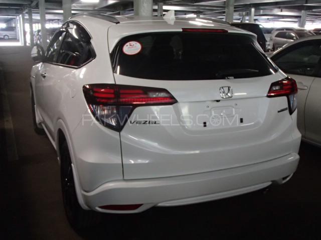 Honda Vezel 2015 for Sale in Islamabad Honda Vezel 2015 for Sale in Islamabad Image-4
