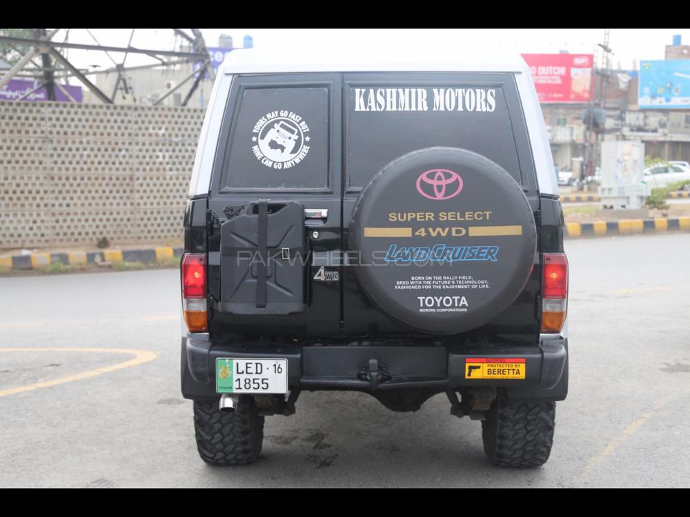 Toyota Land Cruiser 1990 for Sale in Lahore Toyota Land Cruiser 1990 for Sale in Lahore Image-6
