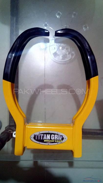 Titan Grip Wheel Lock. Made in U.S.A. (Self Import) Titan Grip Wheel Lock. Made in U.S.A. (Self Import) Image-12