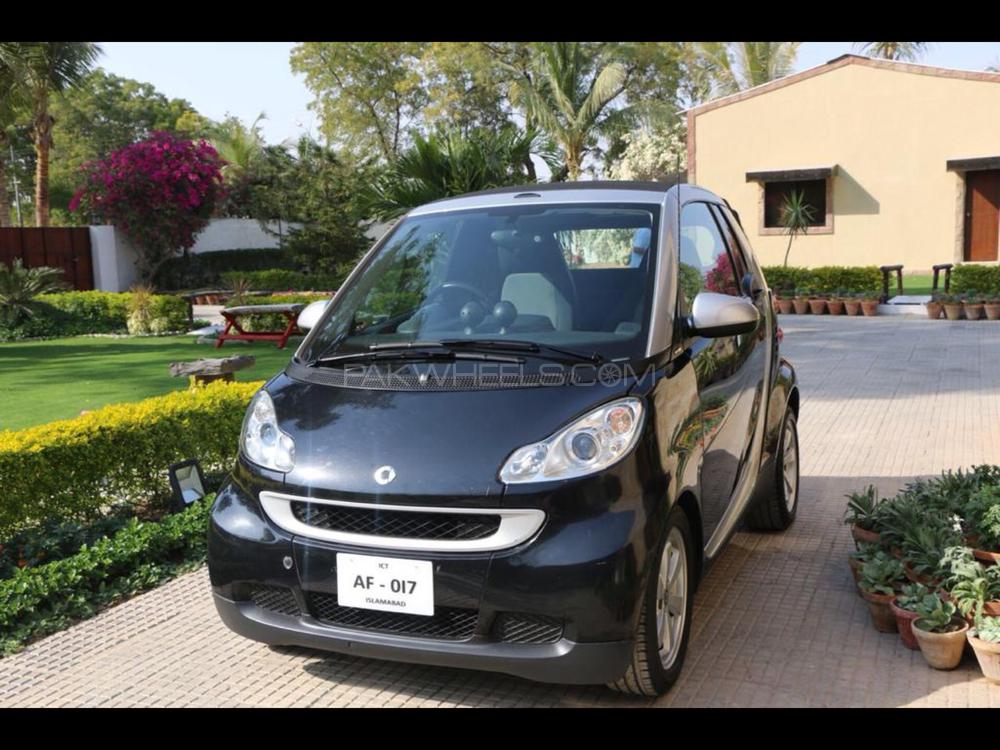 Mercedes Benz Smart Fortwo 2010 for Sale in Karachi Image-1