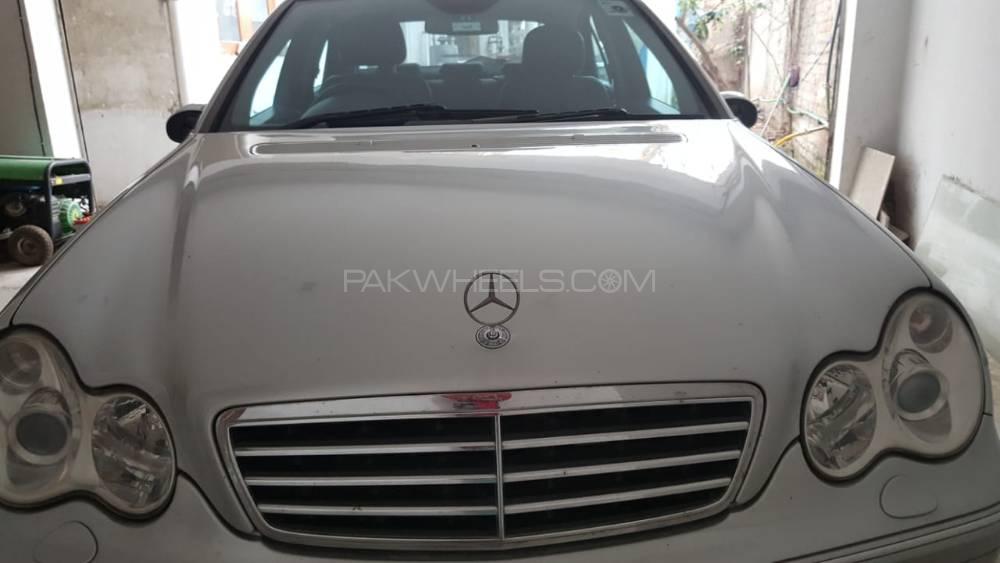 Mercedes Benz C Class 2006 for Sale in Abbottabad Mercedes Benz C Class 2006 for Sale in Abbottabad Image-3