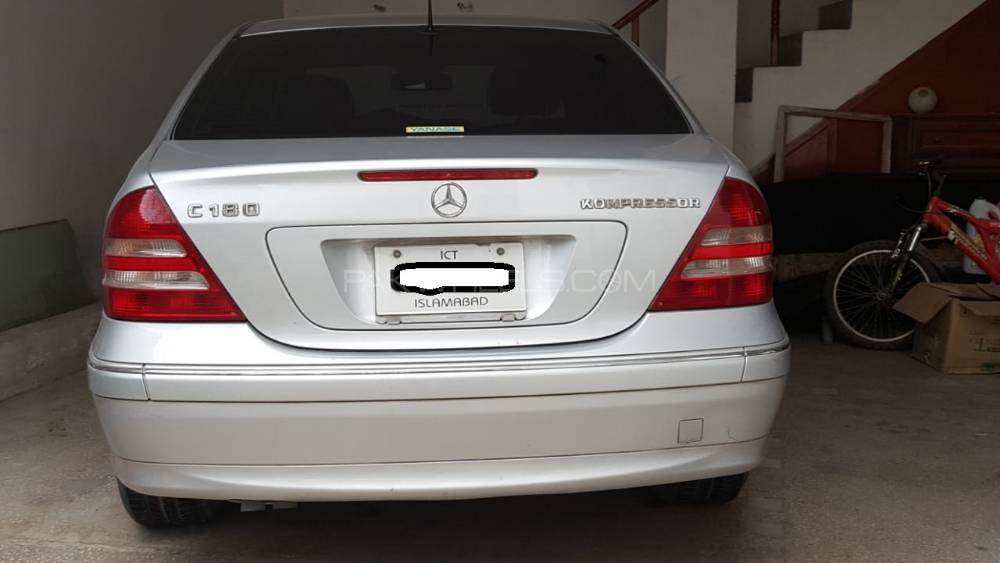 Mercedes Benz C Class 2006 for Sale in Abbottabad Mercedes Benz C Class 2006 for Sale in Abbottabad Image-5