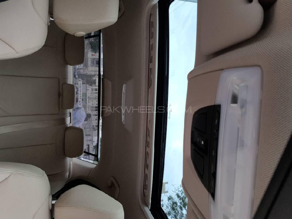 BMW 3 Series 2016 for Sale in Karachi BMW 3 Series 2016 for Sale in Karachi Image-16