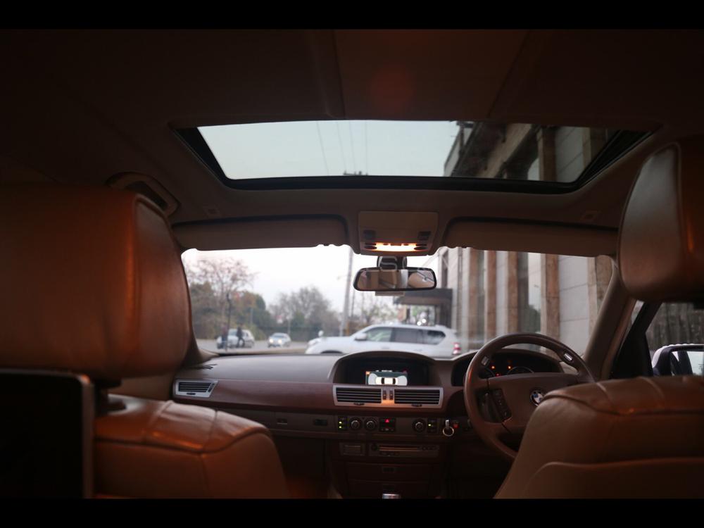 BMW 7 Series 2005 for Sale in Lahore BMW 7 Series 2005 for Sale in Lahore Image-11