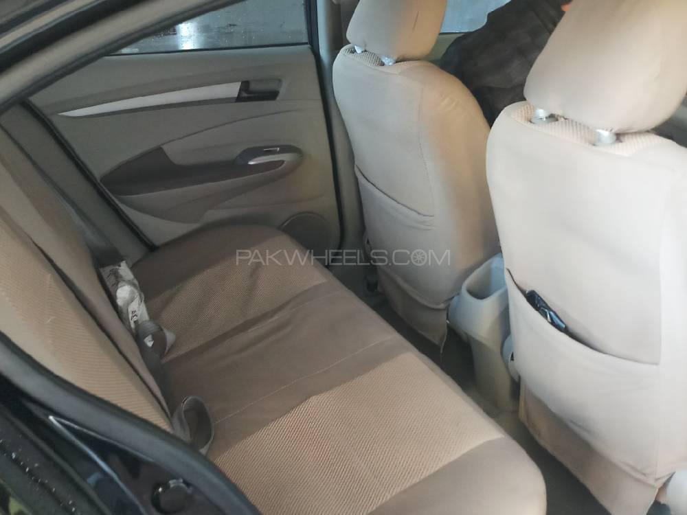 ہونڈا سٹی 2015 for Sale in پشاور ہونڈا سٹی 2015 for Sale in پشاور Image-2
