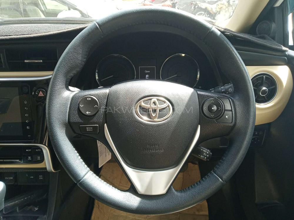 Toyota Corolla 2018 for Sale in Karachi Toyota Corolla 2018 for Sale in Karachi Image-9