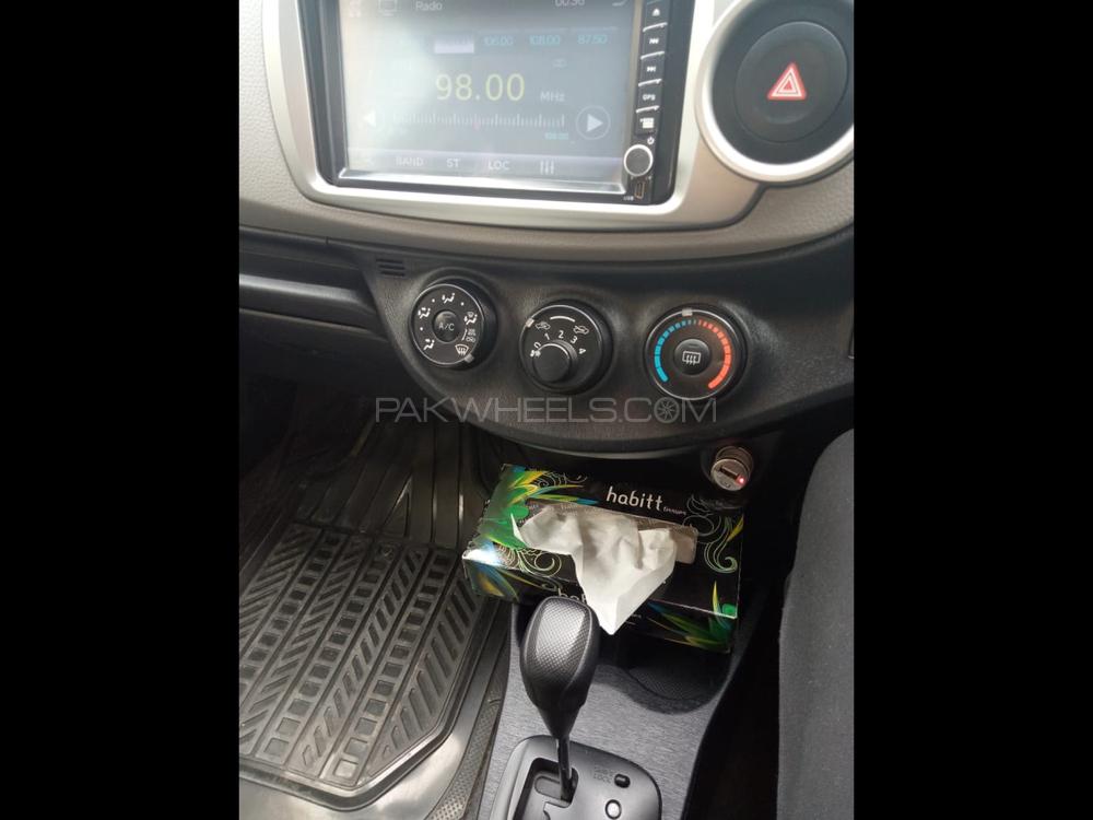 Toyota Vitz 2013 for Sale in Islamabad Toyota Vitz 2013 for Sale in Islamabad Image-8
