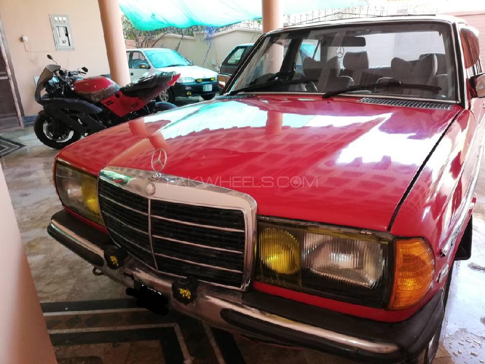 Mercedes Benz 200 D 1980 for Sale in Islamabad Image-1