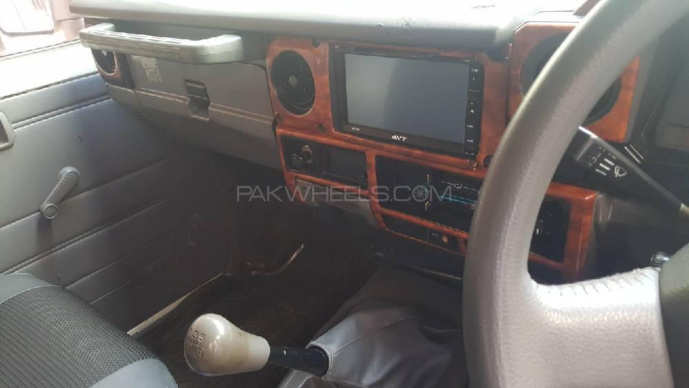 Toyota Land Cruiser 1989 for Sale in Karachi Toyota Land Cruiser 1989 for Sale in Karachi Image-3