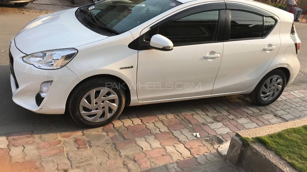 Toyota Aqua 2015 for Sale in Lahore Toyota Aqua 2015 for Sale in Lahore Image-3
