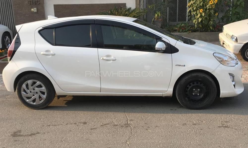 Toyota Aqua 2015 for Sale in Lahore Toyota Aqua 2015 for Sale in Lahore Image-7