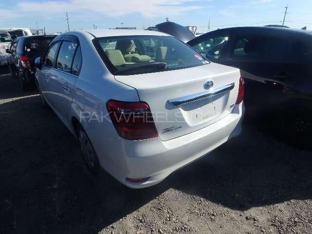 Toyota Corolla Axio 2015 for Sale in Karachi Toyota Corolla Axio 2015 for Sale in Karachi Image-8
