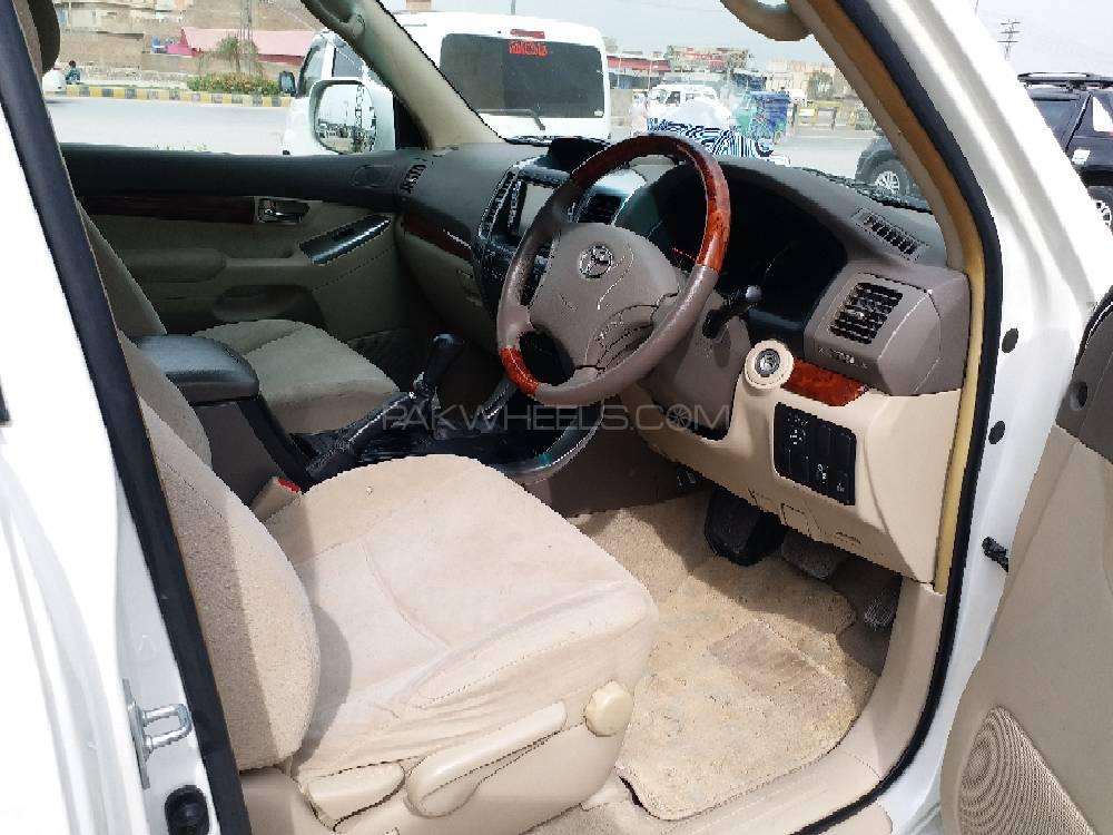Toyota Prado 2002 for Sale in Peshawar Toyota Prado 2002 for Sale in Peshawar Image-8