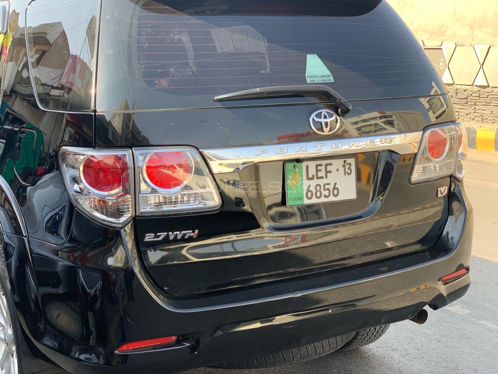 Used Toyota Fortuner For Sale At Auto Club Lahore Showroom In Lahoreauto Club