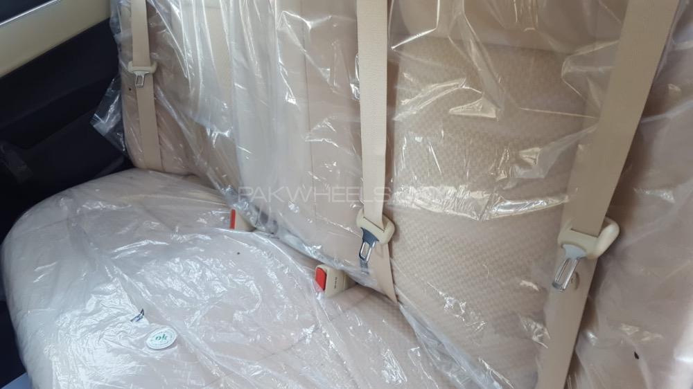 Toyota Corolla 2019 for Sale in Rawalpindi Toyota Corolla 2019 for Sale in Rawalpindi Image-6