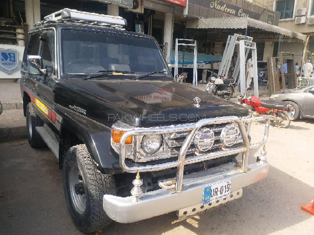 ٹویوٹا لینڈ کروزر 1990 for Sale in اسلام آباد ٹویوٹا لینڈ کروزر 1990 for Sale in اسلام آباد Image-6
