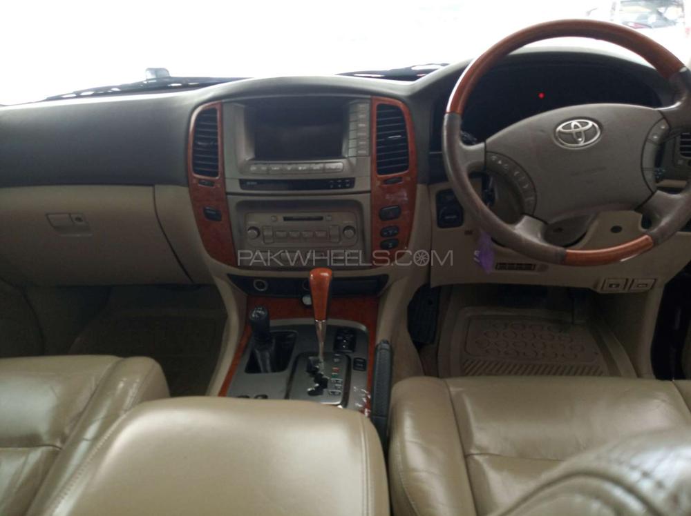 Toyota Land Cruiser 2006 for Sale in Rawalpindi Toyota Land Cruiser 2006 for Sale in Rawalpindi Image-12
