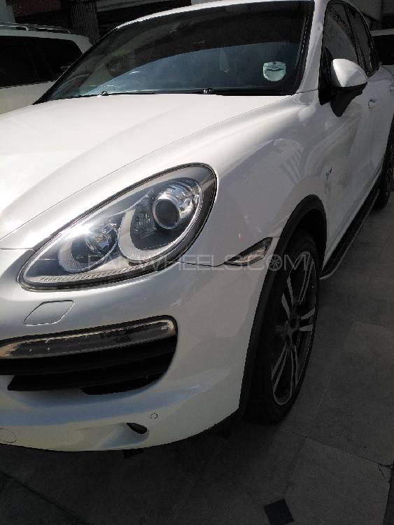 پورشے کائین 2012 for Sale in اسلام آباد پورشے کائین 2012 for Sale in اسلام آباد Image-2