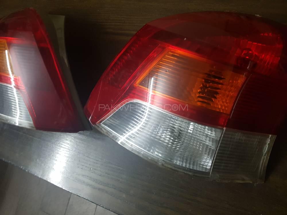 vitz 2009 back lights vitz 2009 back lights Image-3