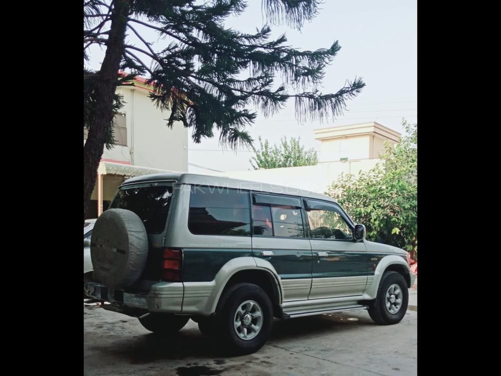 Mitsubishi Pajero 1997 for Sale in Wah cantt Image-1
