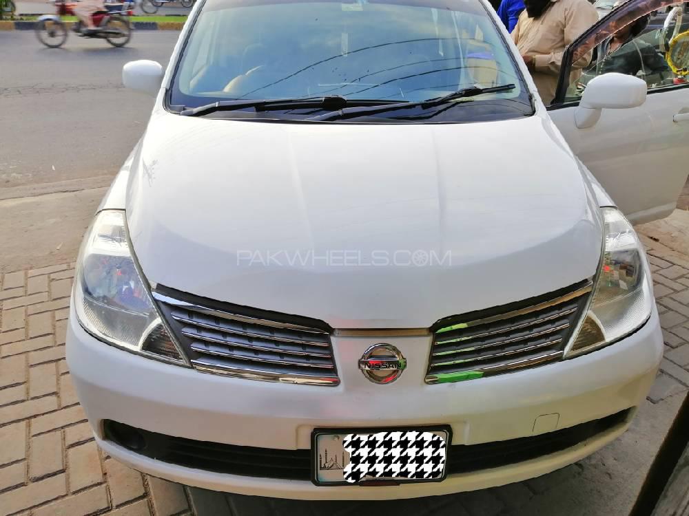 Nissan Tiida 2007 for Sale in Faisalabad Image-1
