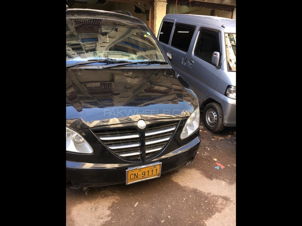 SsangYong Stavic 2005 for Sale in Karachi SsangYong Stavic 2005 for Sale in Karachi Image-3