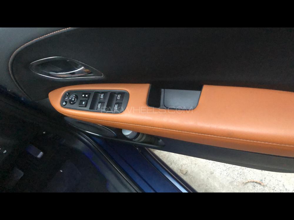 Honda Vezel 2014 for Sale in Faisalabad Honda Vezel 2014 for Sale in Faisalabad Image-8