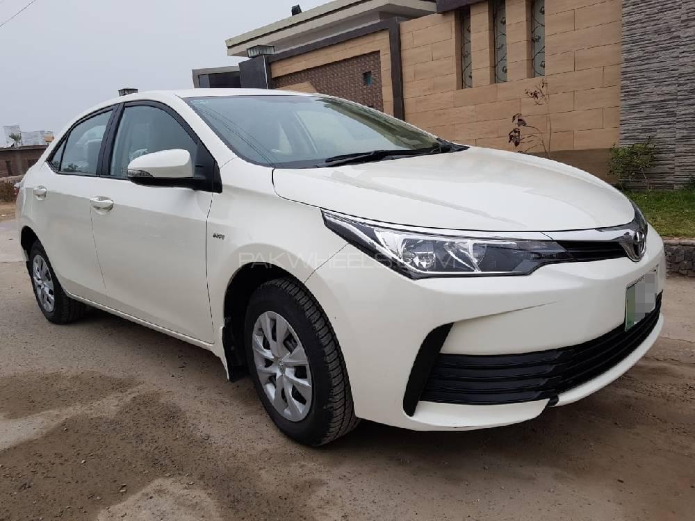 Toyota Corolla 2018 for Sale in Pir mahal Image-1