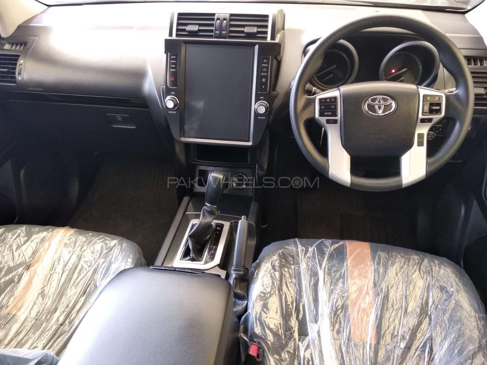 Toyota Prado 2013 for Sale in Lahore Toyota Prado 2013 for Sale in Lahore Image-14