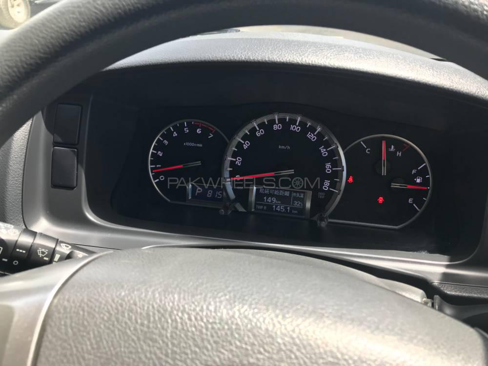 Toyota Hiace 2014 for Sale in Karachi Toyota Hiace 2014 for Sale in Karachi Image-3