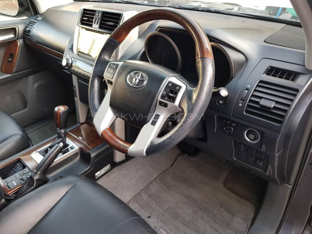 Toyota Prado 2010 for Sale in Lahore Toyota Prado 2010 for Sale in Lahore Image-4