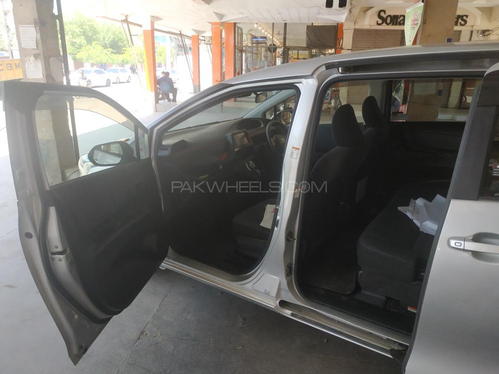 Toyota Sienta 2015 for Sale in Multan Toyota Sienta 2015 for Sale in Multan Image-5