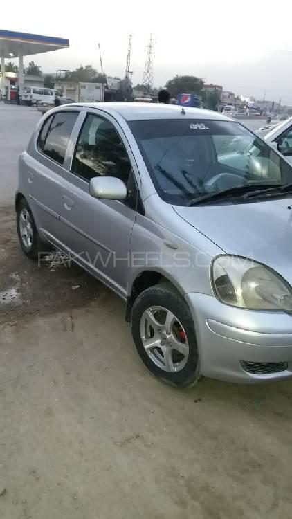 Toyota Vitz 2003 for Sale in Dera ismail khan Image-1