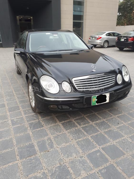Mercedes Benz E Class Estate 2005 for Sale in Lahore Image-1