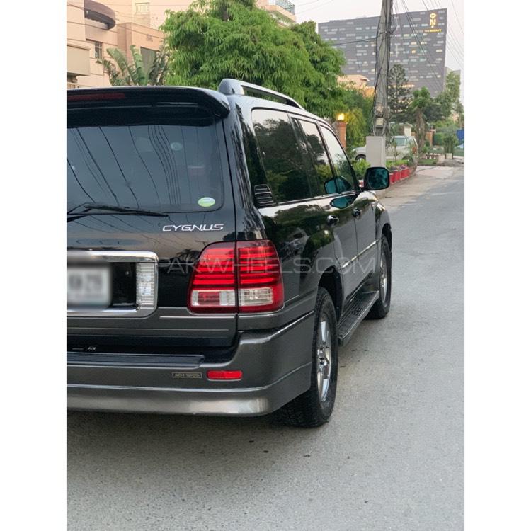 Toyota Land Cruiser 2006 for Sale in Lahore Toyota Land Cruiser 2006 for Sale in Lahore Image-3