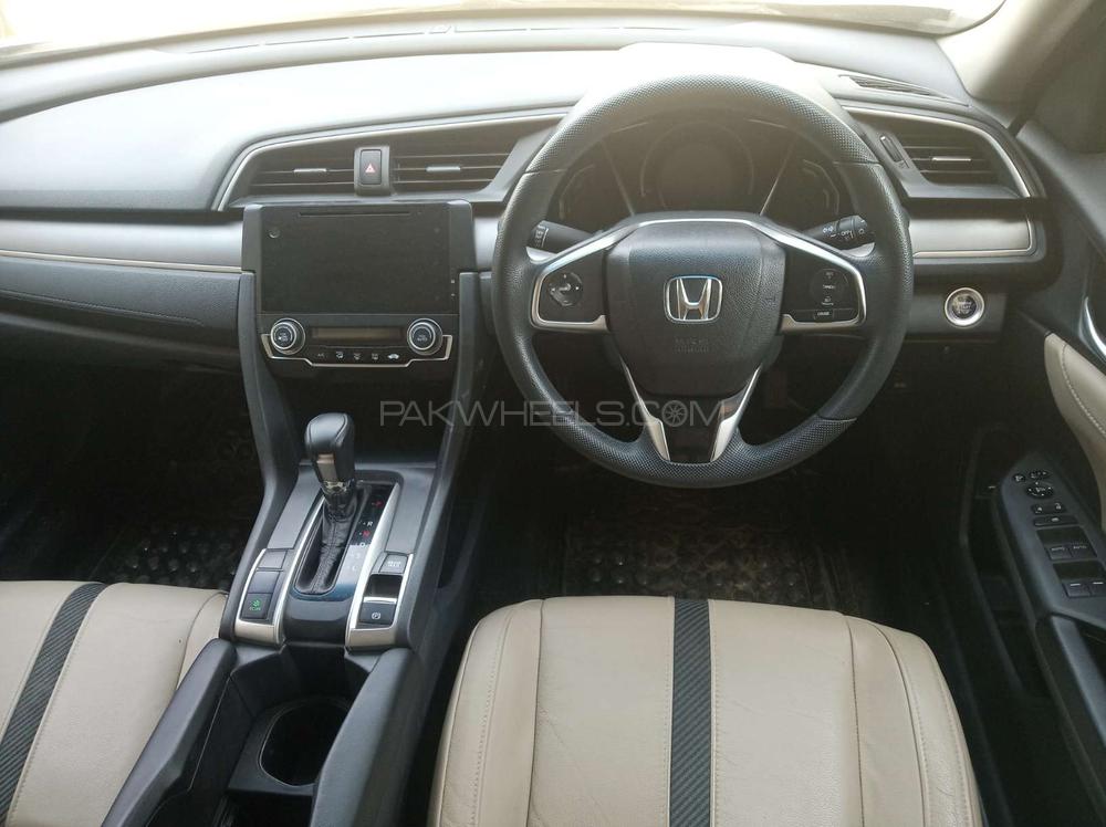 Honda Civic 2018 for Sale in Gujranwala Honda Civic 2018 for Sale in Gujranwala Image-7