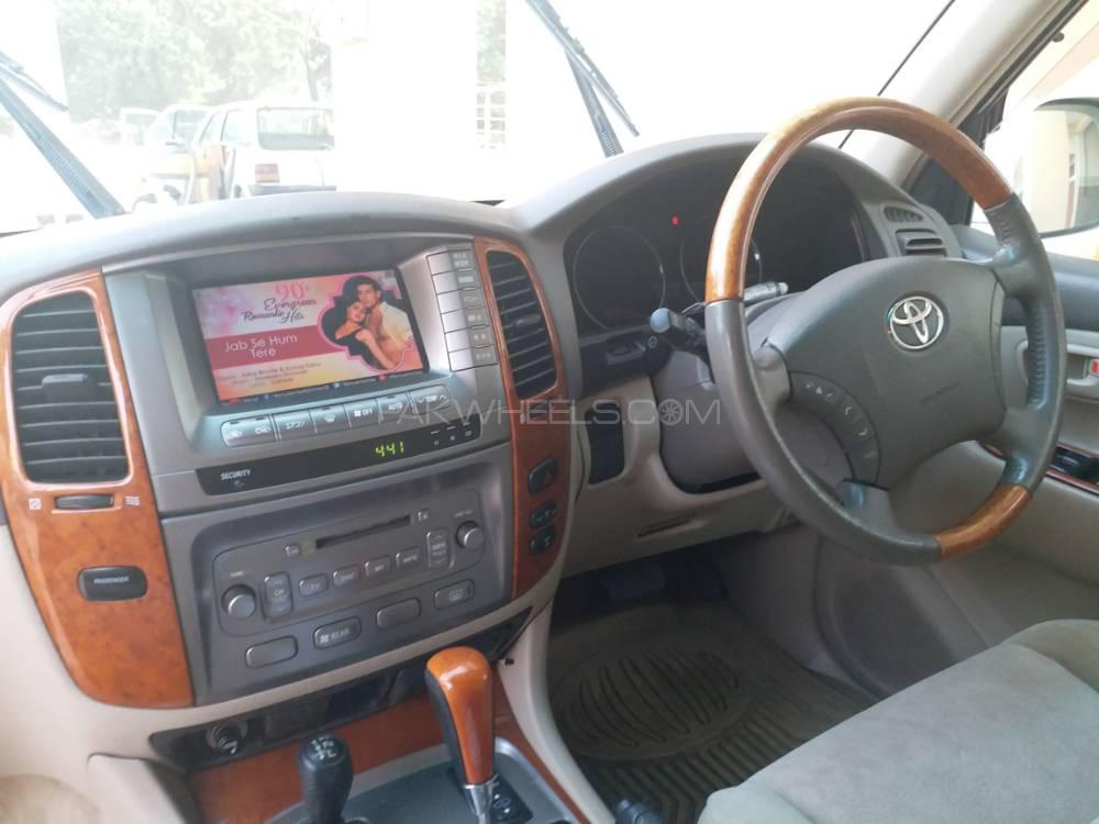 Toyota Land Cruiser 2001 for Sale in Quetta Toyota Land Cruiser 2001 for Sale in Quetta Image-13