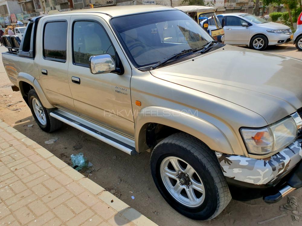 Toyota Hilux 2000 for Sale in Karachi Toyota Hilux 2000 for Sale in Karachi Image-3