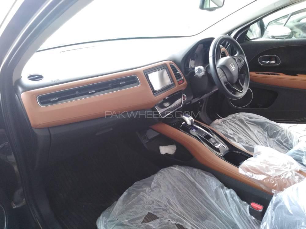 Honda Vezel 2014 for Sale in Multan Honda Vezel 2014 for Sale in Multan Image-7