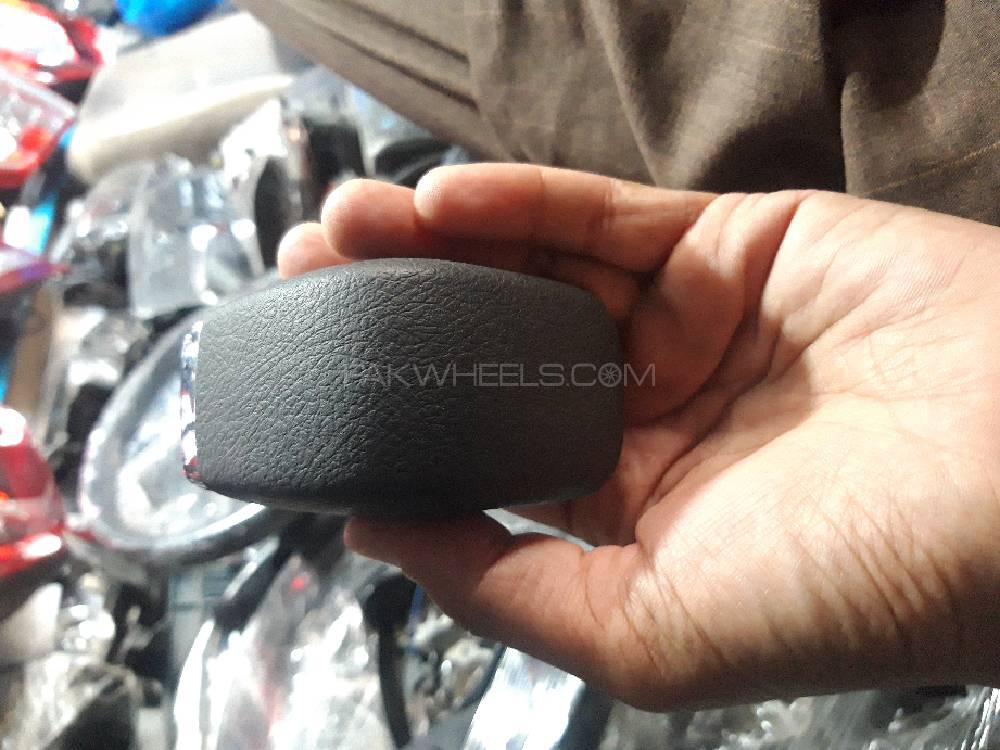 Toyota Mark X 2005 Auto Gear Lever Knob For Sell Image-1
