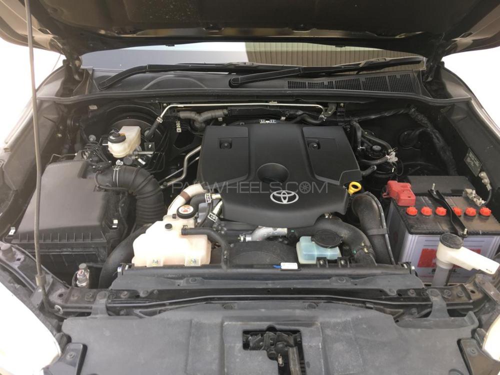 Toyota Hilux 2018 for Sale in Lahore Toyota Hilux 2018 for Sale in Lahore Image-4