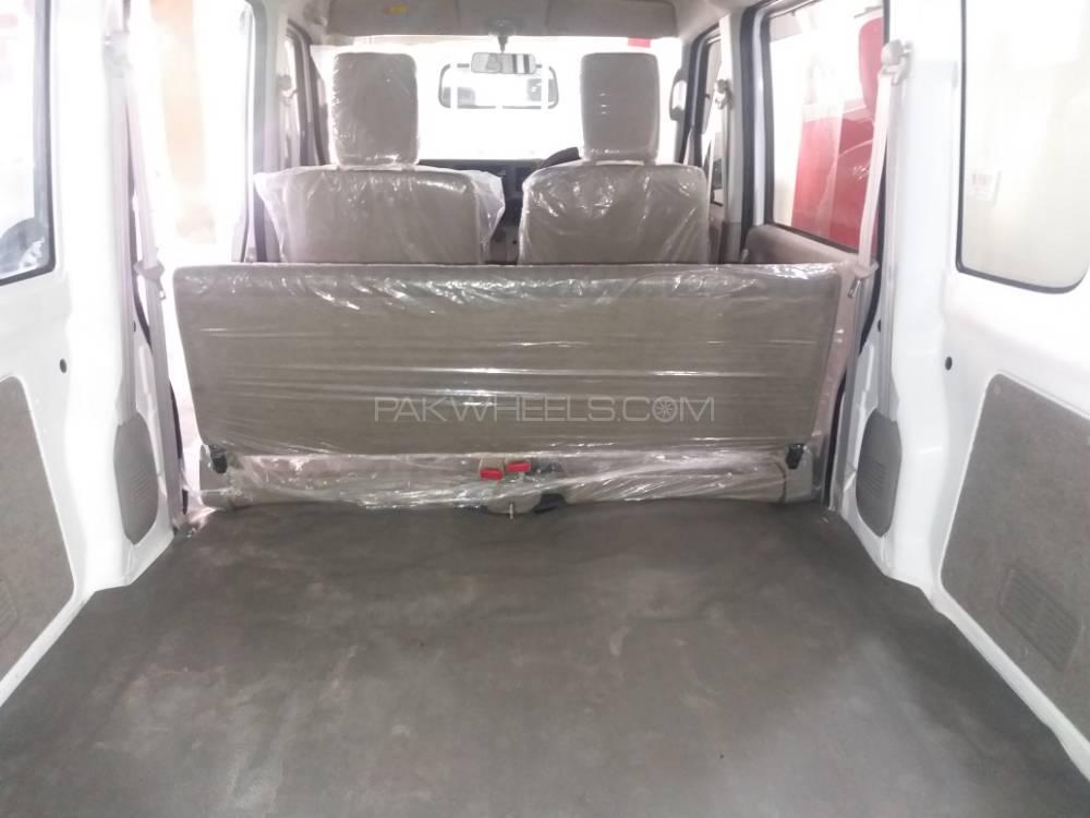 Mazda Scrum Van 2014 for Sale in Sahiwal Mazda Scrum Van 2014 for Sale in Sahiwal Image-12