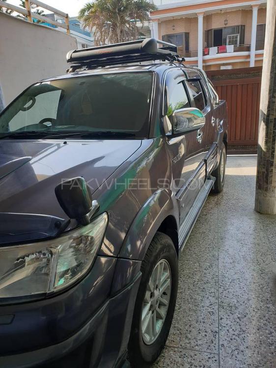 Toyota Hilux 2012 for Sale in Islamabad Image-1