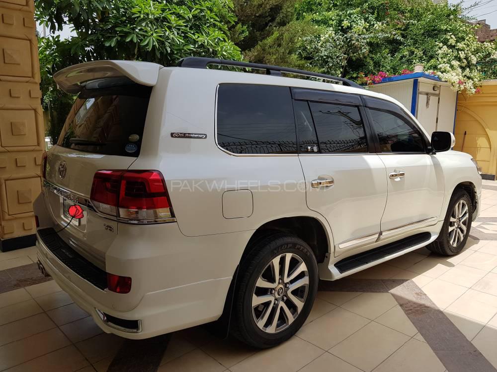 Toyota Land Cruiser 2011 for Sale in Islamabad Toyota Land Cruiser 2011 for Sale in Islamabad Image-5